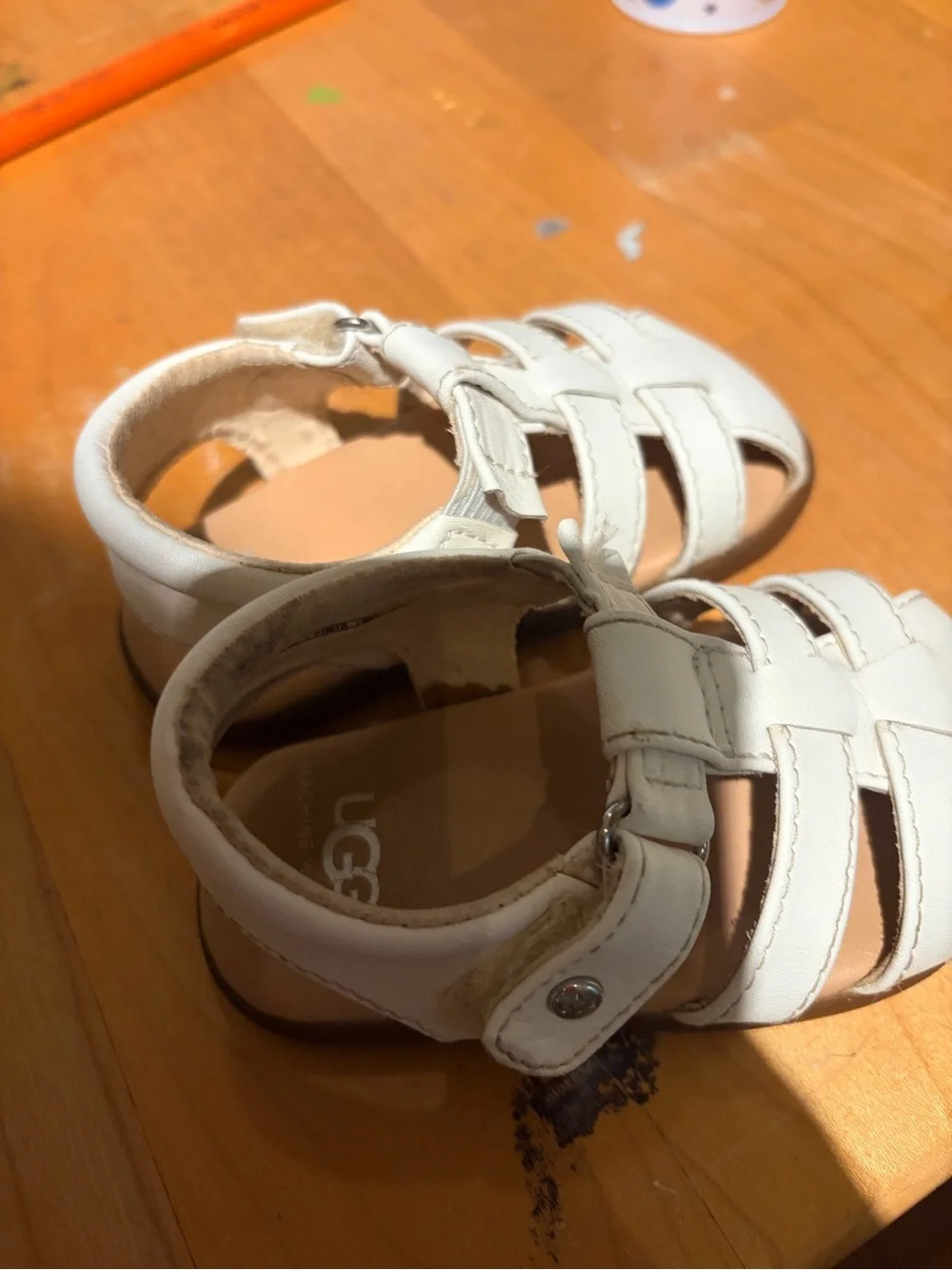 UGG easy slip